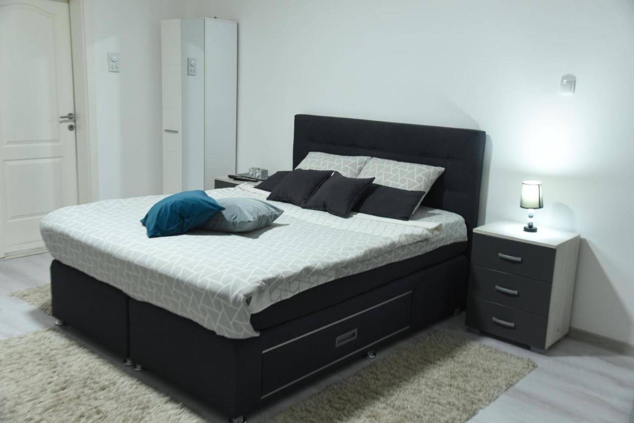 Apartmani Sofronic Loznica 2 Ngoại thất bức ảnh